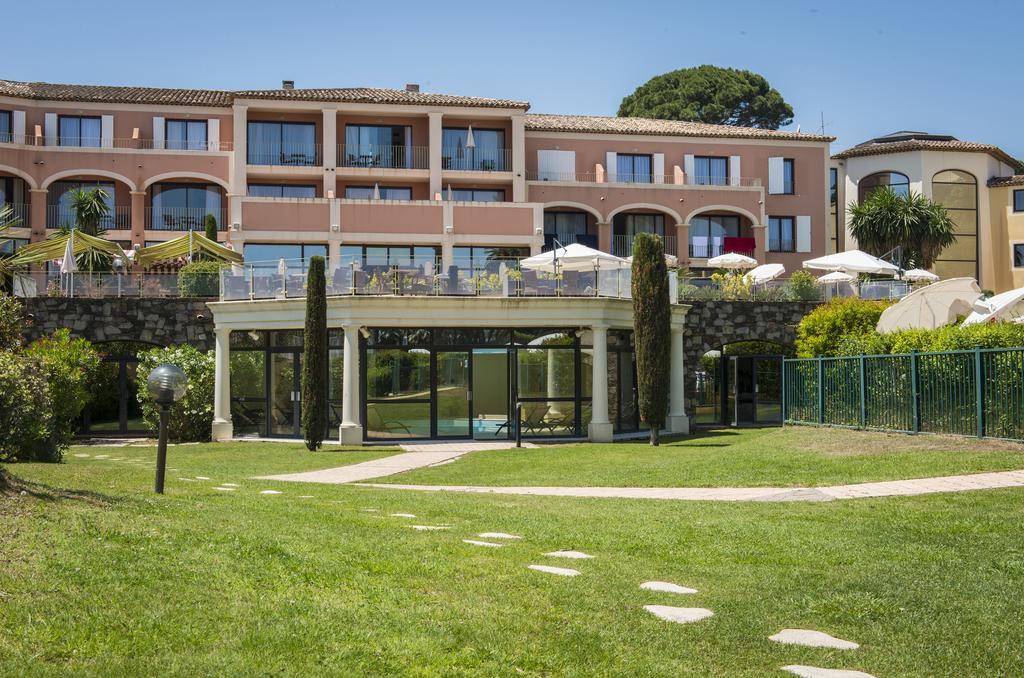 Hotel Les Jardins De Сен Максим Екстериор снимка